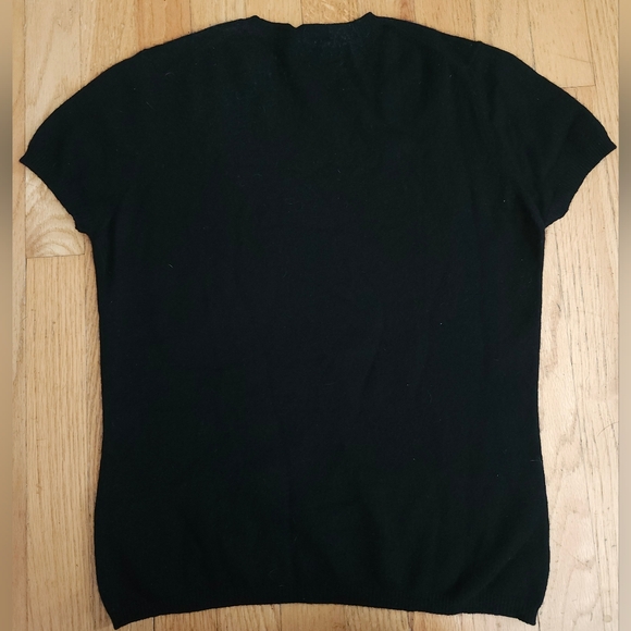 Banana Republic Cashmere Short Sleeve  Sweater - Picture 2 of 3